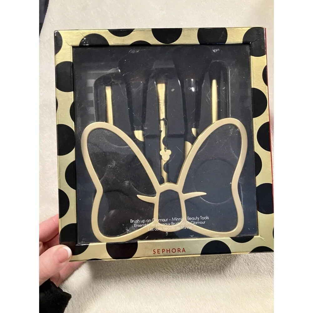 NIB Limited Edition Sephora Disney Minnie Mouse Brush Set Minnie’s Beauty Tools